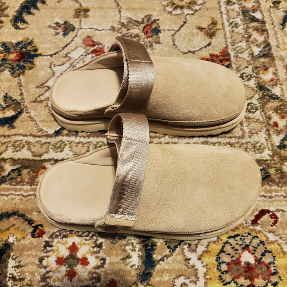 UGG Goldenstar Slingback Clog Flats - Picture 2 of 10